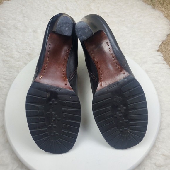 Cole Haan Ankle Boots Womens Size 7.5 B Black Leather Vibram Soles Chelsea - Picture 8 of 8